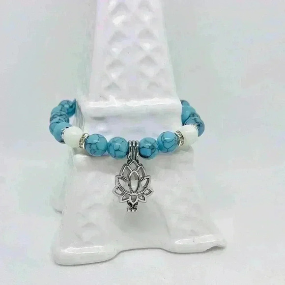 Lotus Pendant Glow in the Dark Beaded Bracelet - Picture 3 of 10